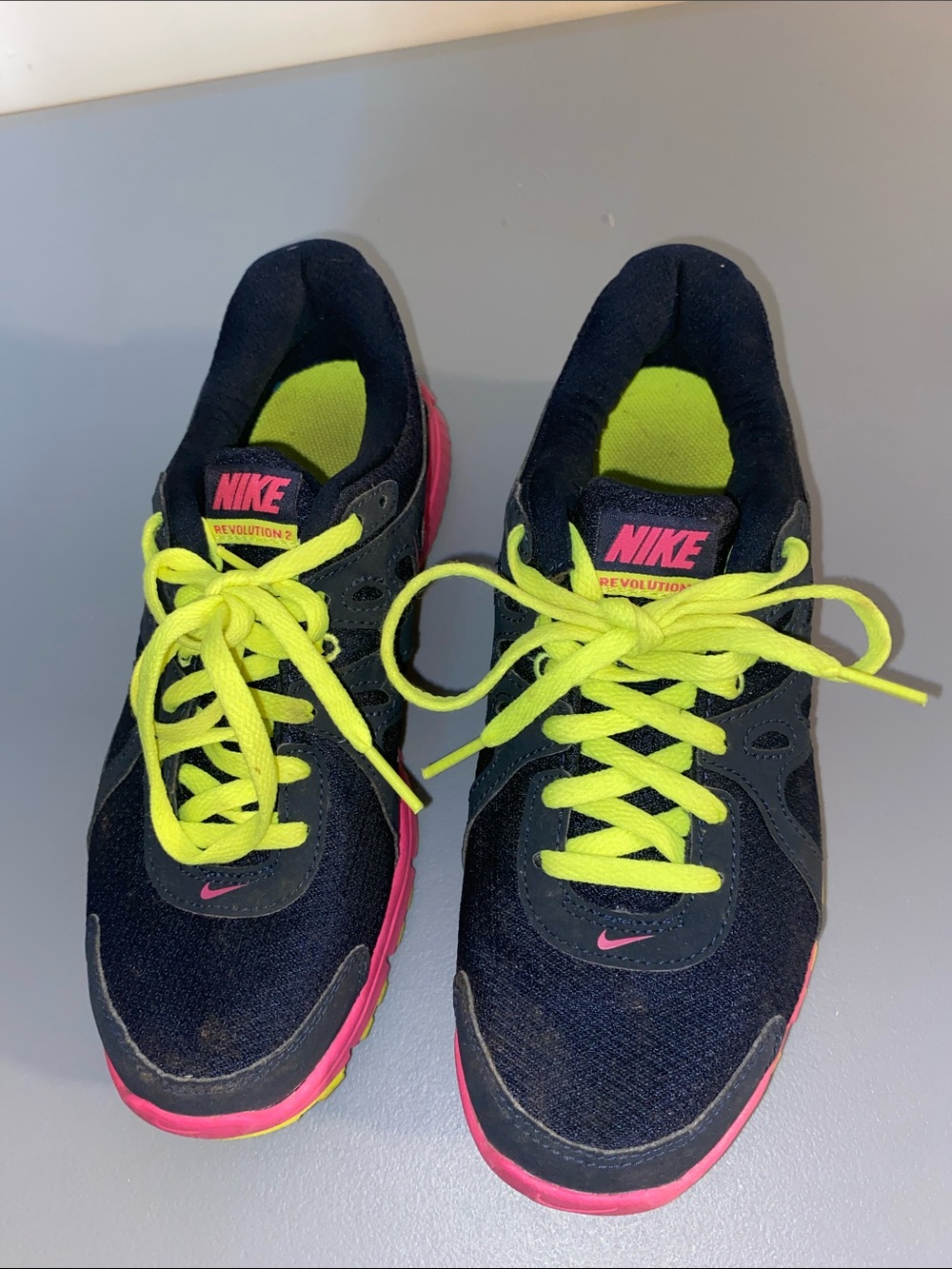 Nike Revolution 2 Black and Pink Sneakers with Neon Yellow Laces Size 7